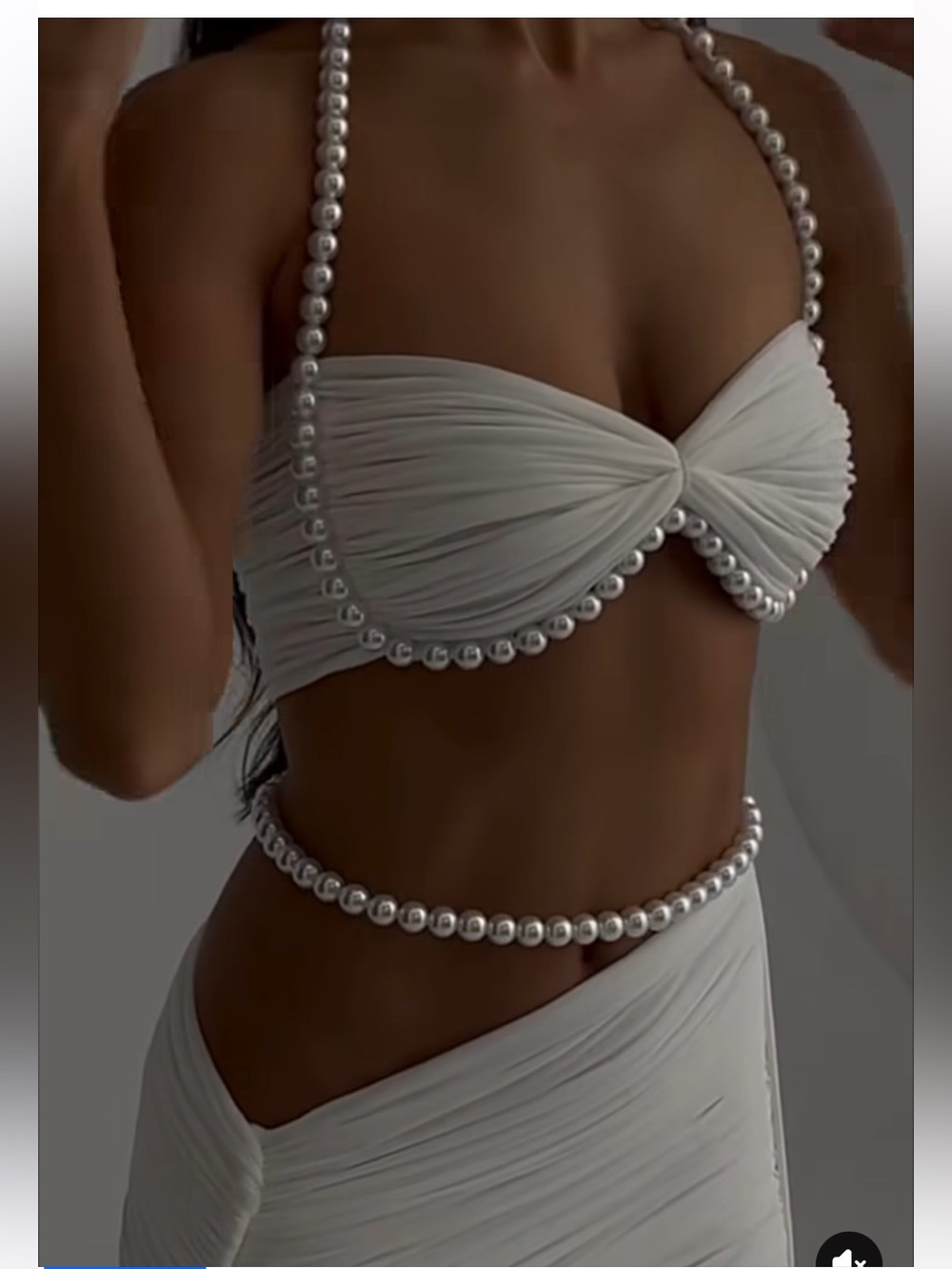 Melani the Label Matching Pearl Set - Picture 3 of 5